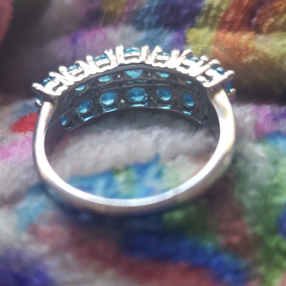Neon Blue Apatite Ring - Picture 9 of 11